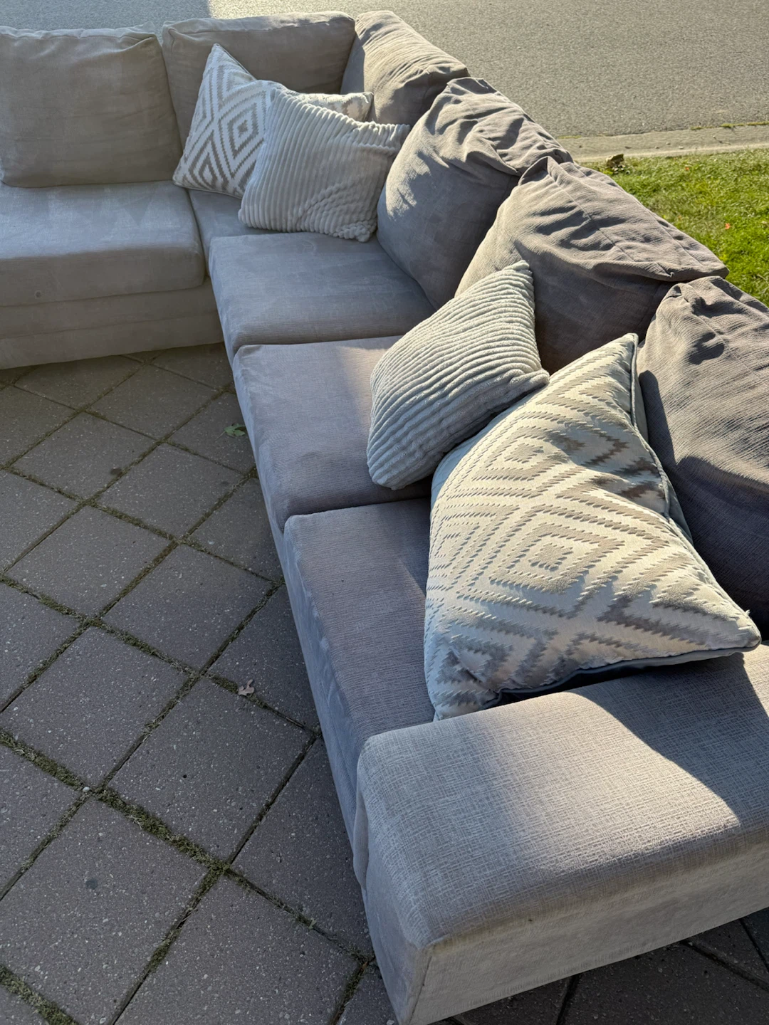6 Seater Beige Sectional - photo 4