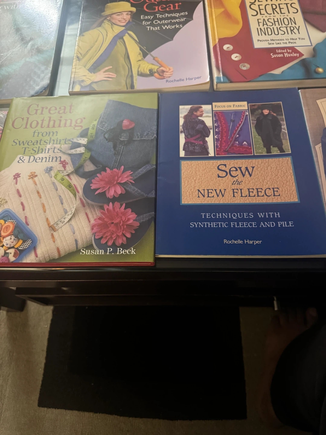 Lot of 11 Sewing and Fashion Technique Books - photo 2
