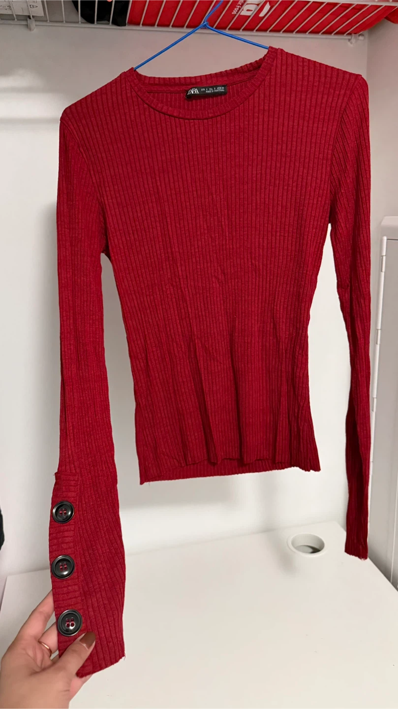 Zara red ribbed long sleeve top