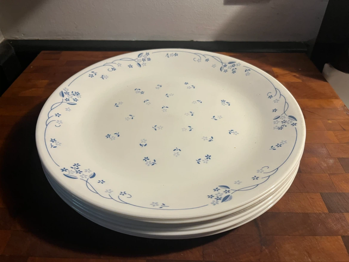 Set of 12 Corelle Provincial Blue Dinner/Side Plates - photo 5
