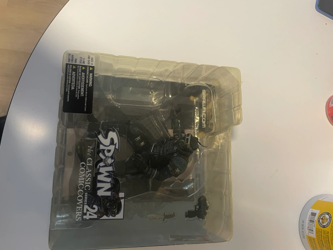 McFarlane Toys Spawn Series 24 i.64 Figure