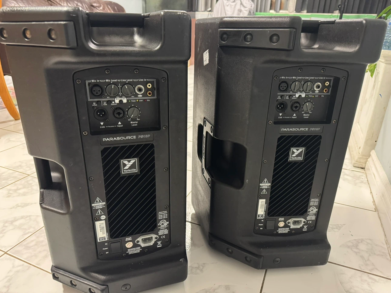 Yorkville PS10P Powered Speakers (Pair) + Speaker Stands - photo 2