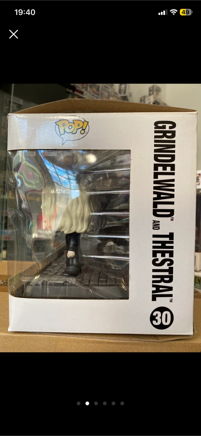 Funko Pop Movie Moments Grindelwald and Thestral #30 - photo 2