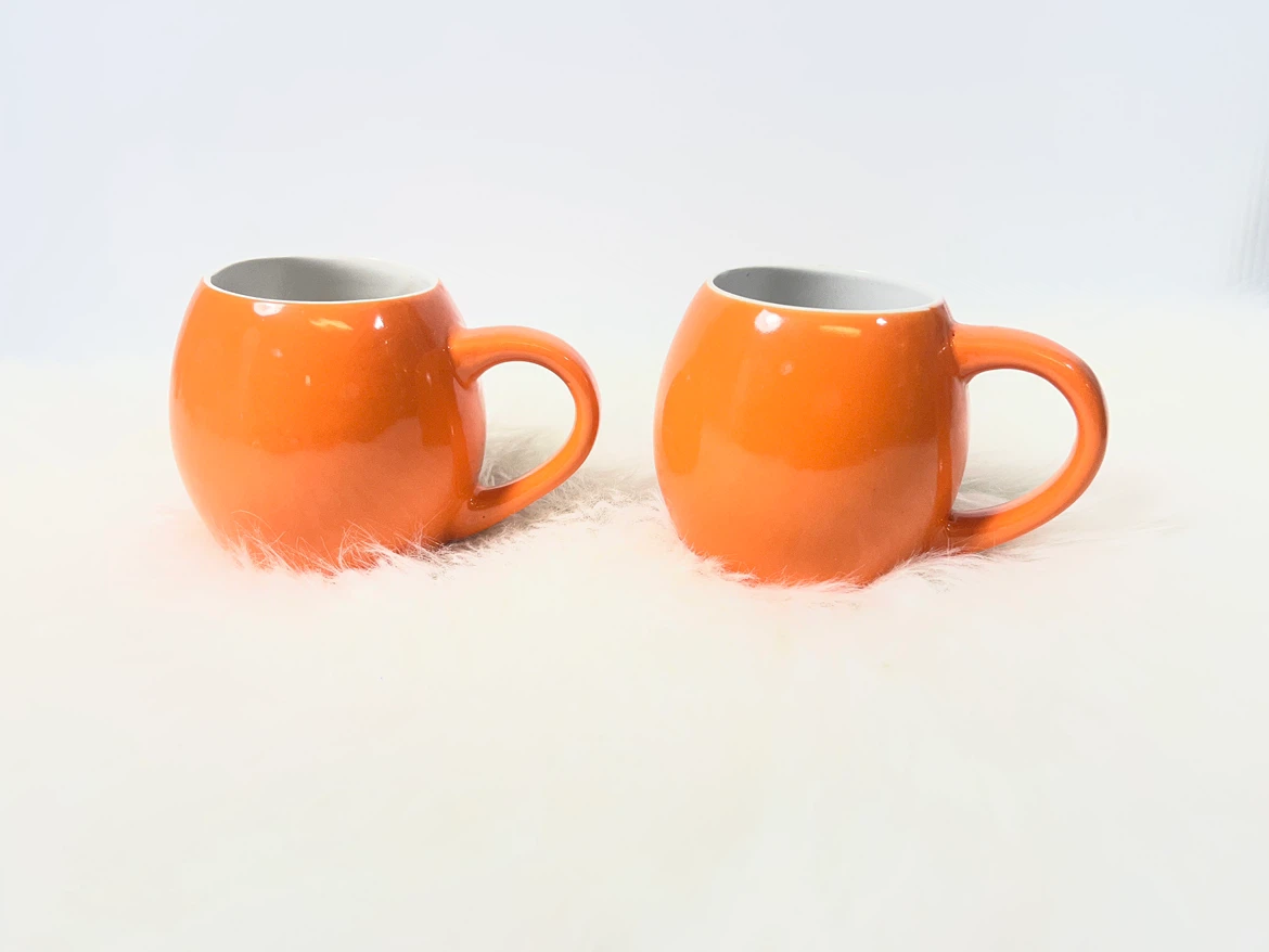 Pair of Glossy Orange Ceramic Bubble / Barrel Mugs - photo 2