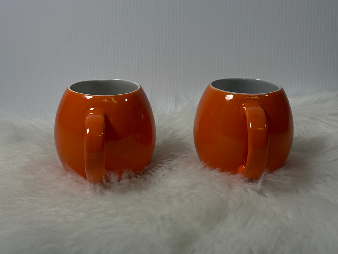 Pair of Glossy Orange Ceramic Bubble / Barrel Mugs - photo 3