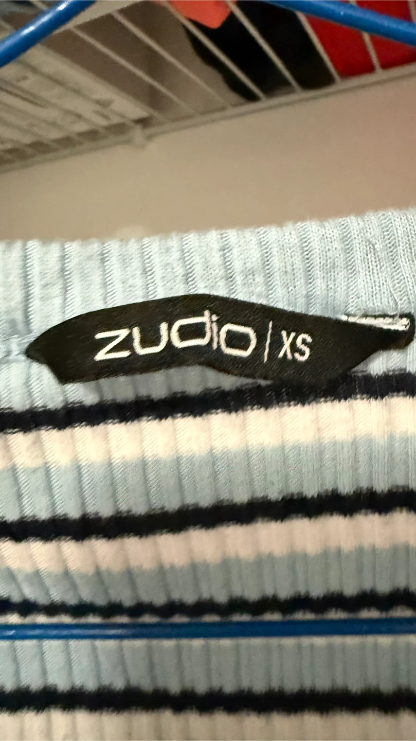 Zudio striped long-sleeve crop top XS - photo 2
