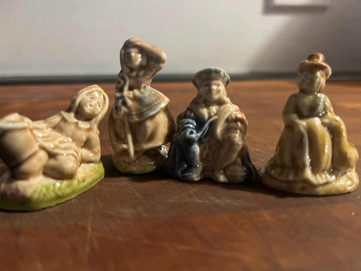Set of 4 Vintage “Wade Whimsy” English Porcelain Figurines - photo 2