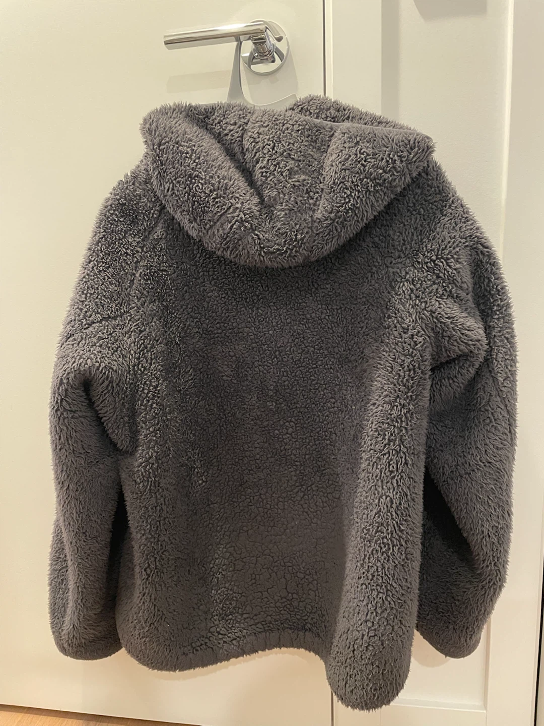 Uniqlo Fluffy Yarn Fleece Hoodie - photo 2