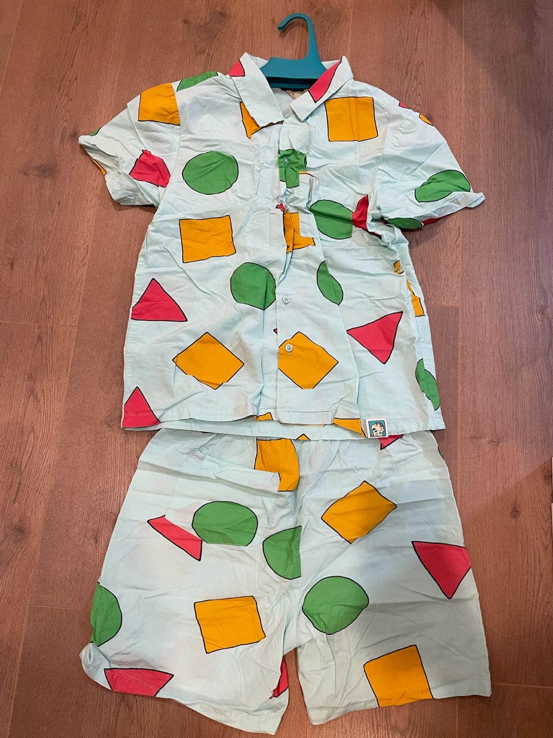 Spao Crayon Shin-chan Pajama Set