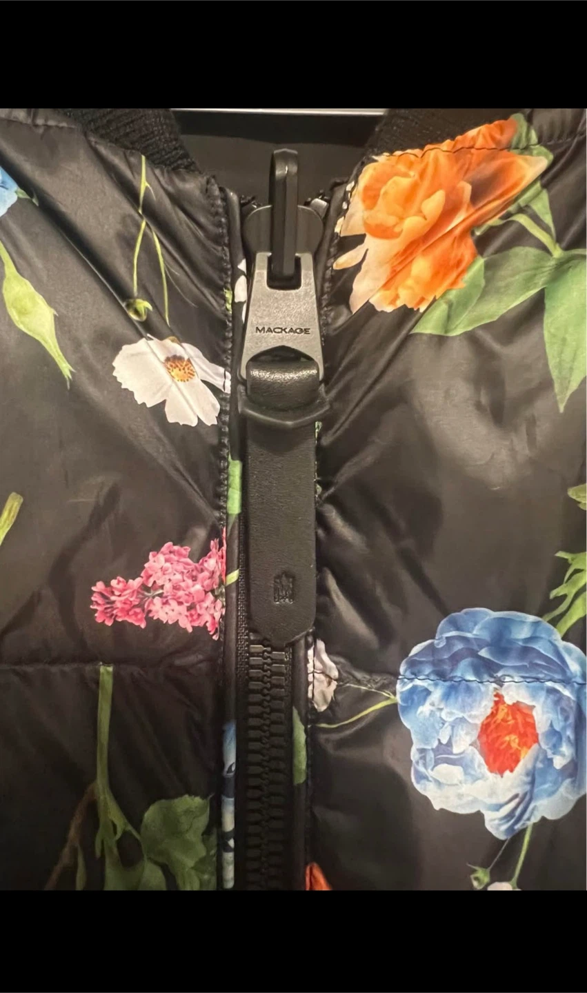Mackage floral bomber jacket- size L - photo 3