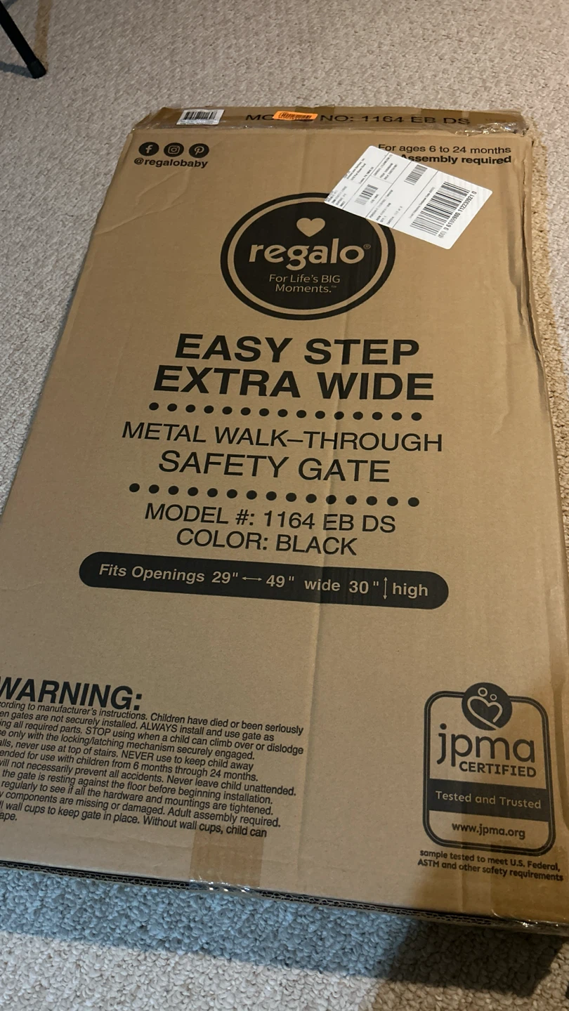 Regalo Easy Step Extra Wide Metal Safety Gate