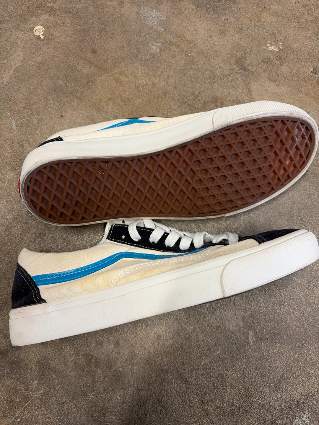 Vans sneakers cream black and blue - photo 2