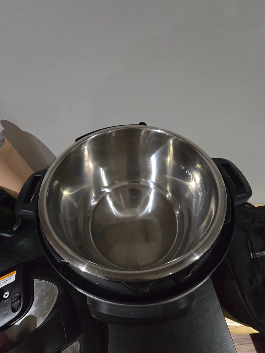 Instant Pot Duo Pressure Cooker - photo 2