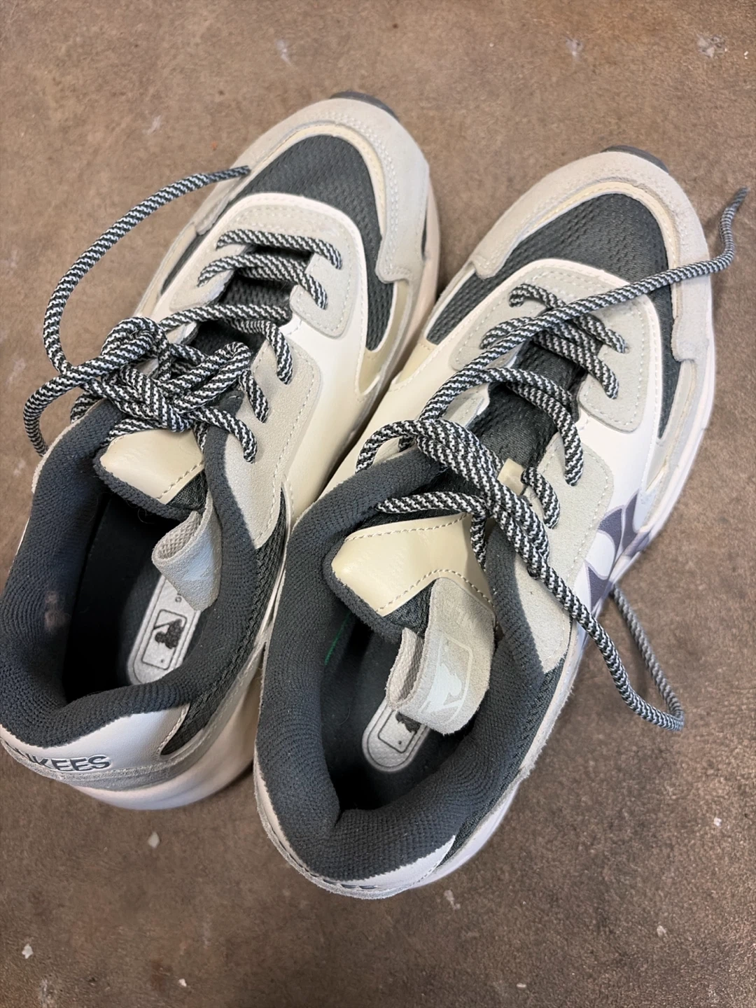 MLB New York Yankees Freedom Sneakers
