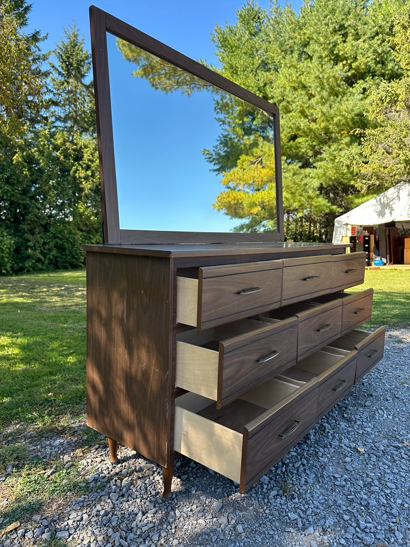Vintage MCM Walnut  Dresser With Detachable Mirror (CAN DELIVER) - photo 3