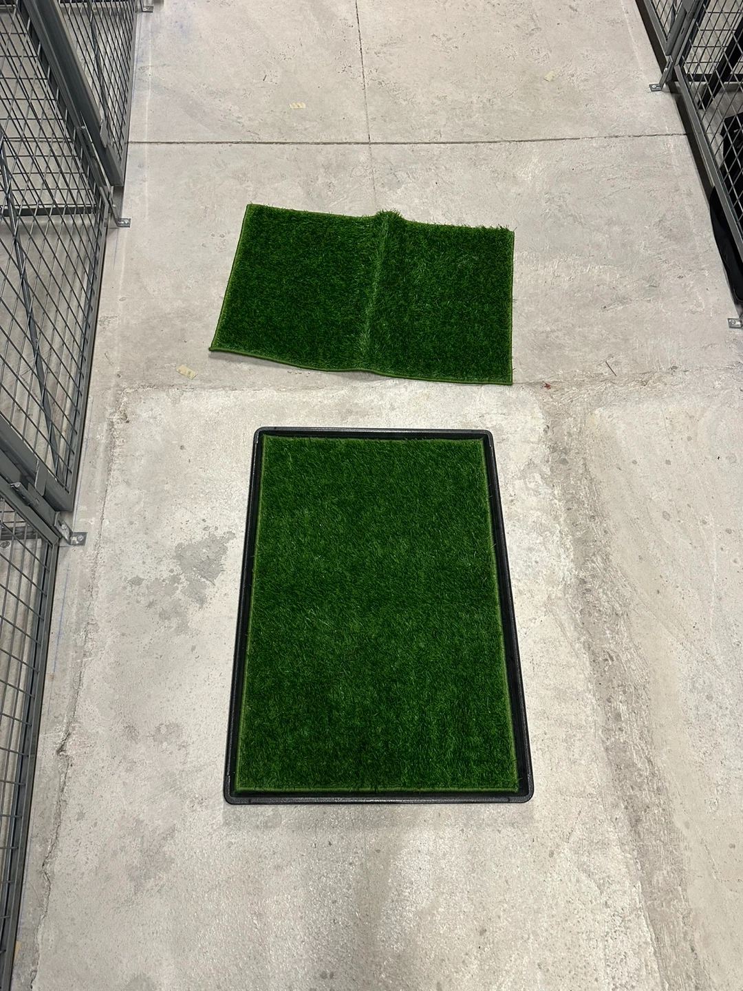 Indoor Pet Potty Training Tray with Artificial Grass - photo 3