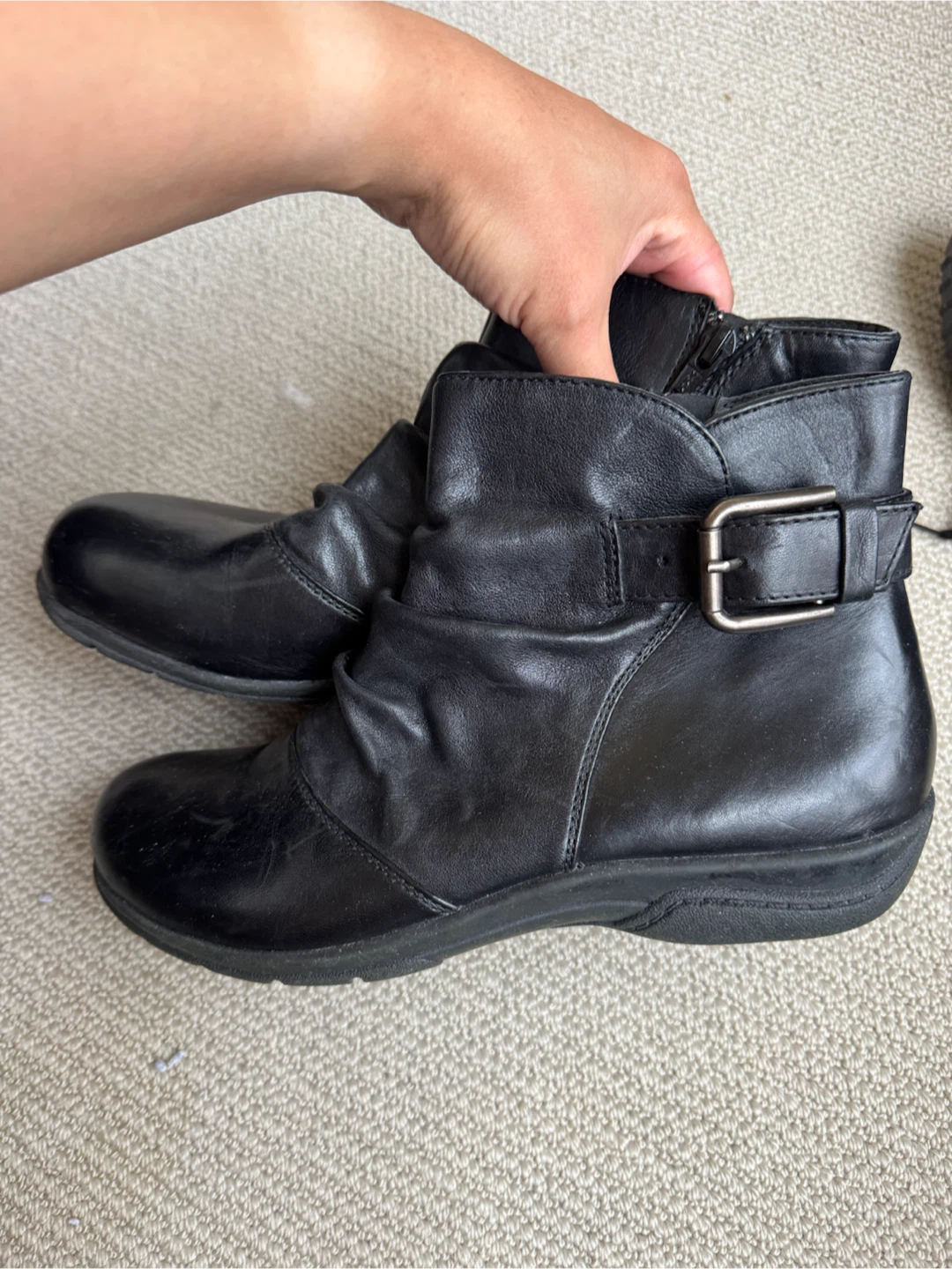 Clarks Black Leather Ankle Boots Size 8.5M