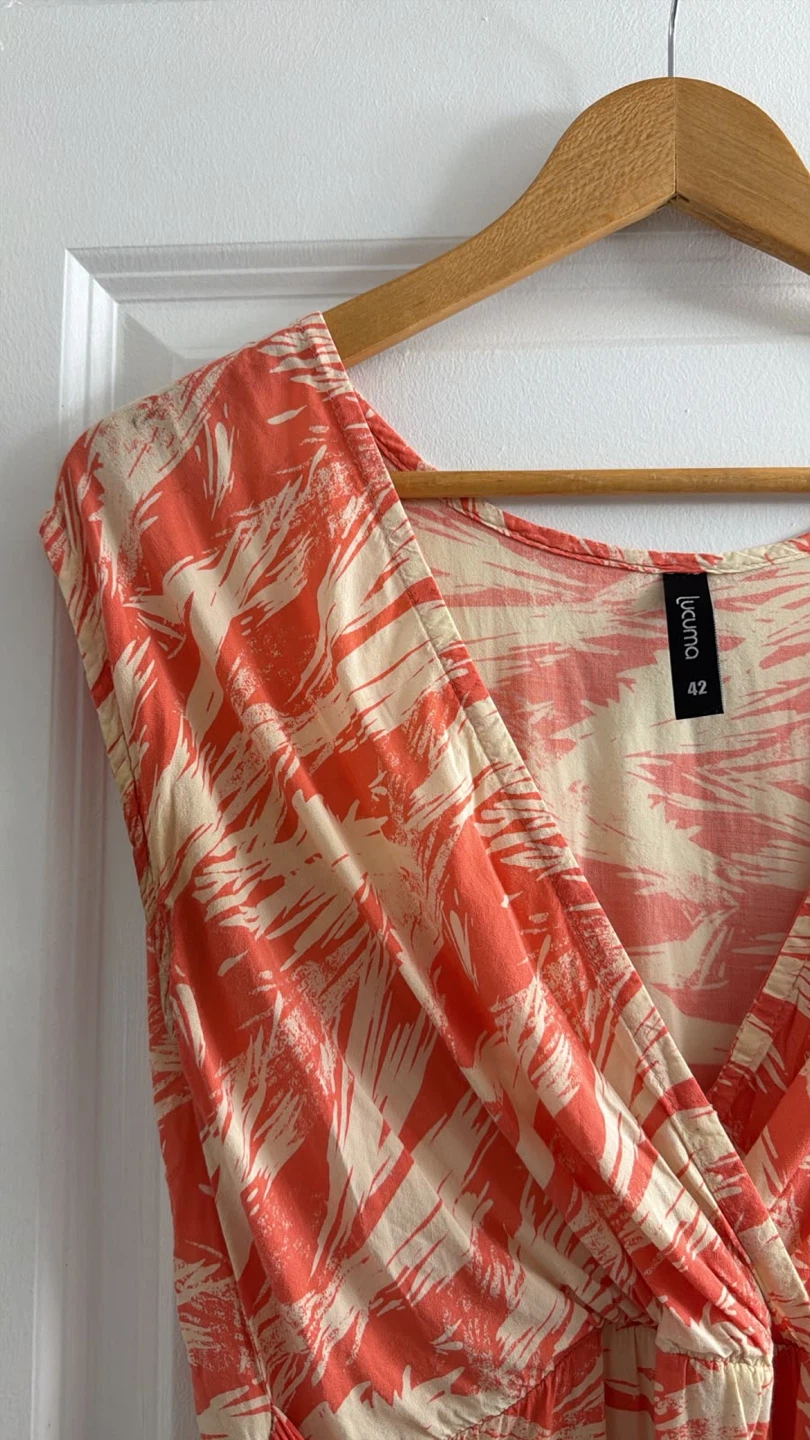 Lucuma Coral and White Abstract Dress