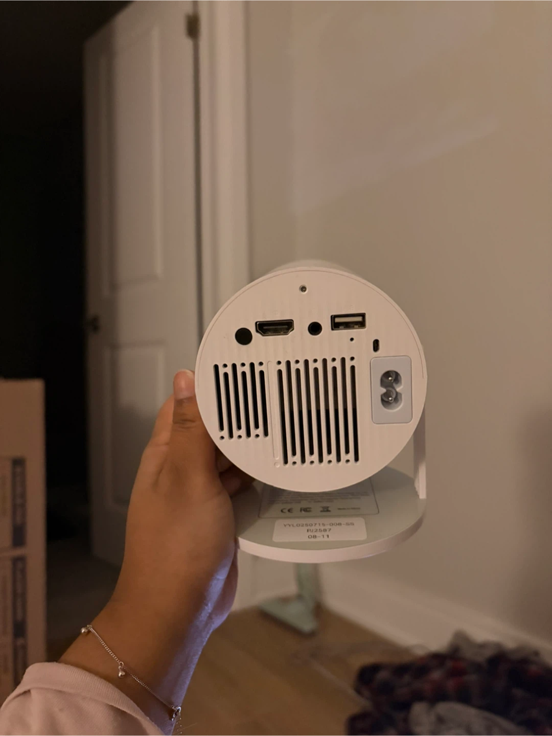 Portable Projector - photo 3