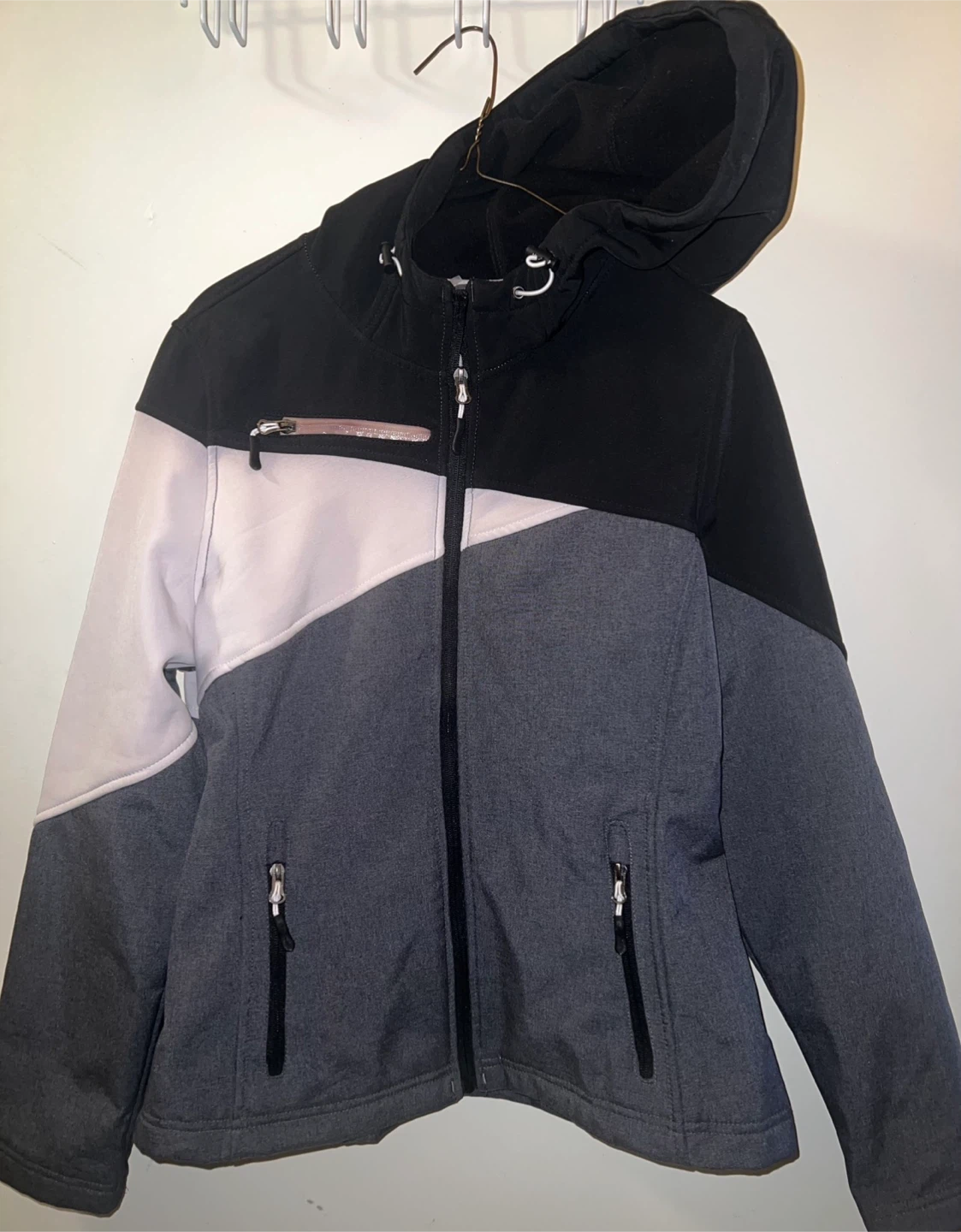 Vertical'9 Colour-Block Softshell Jacket