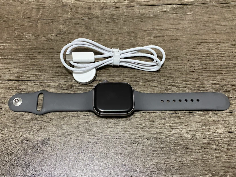 Apple Watch Series 11 - 46mm - 96% Battery Health - photo 4