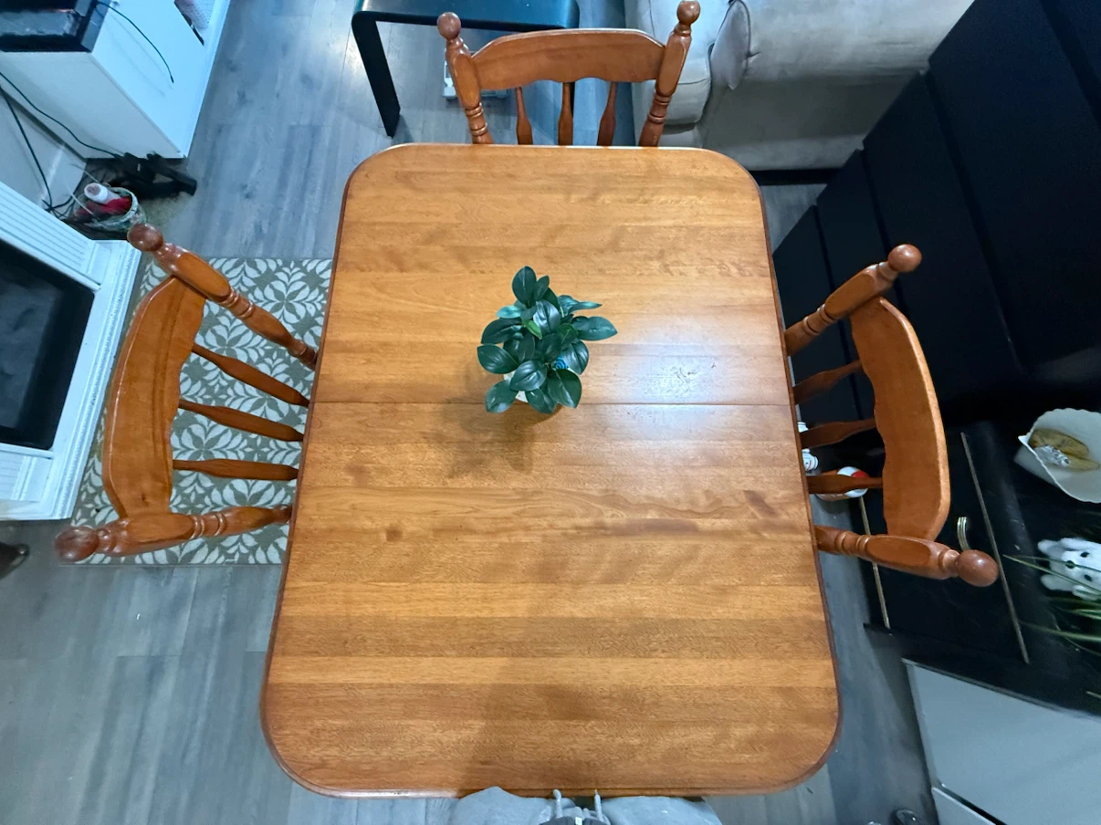 **Solid Wood Extendable Dining Table + 4 Chairs 🍽️ — Seats 4-6** - photo 3