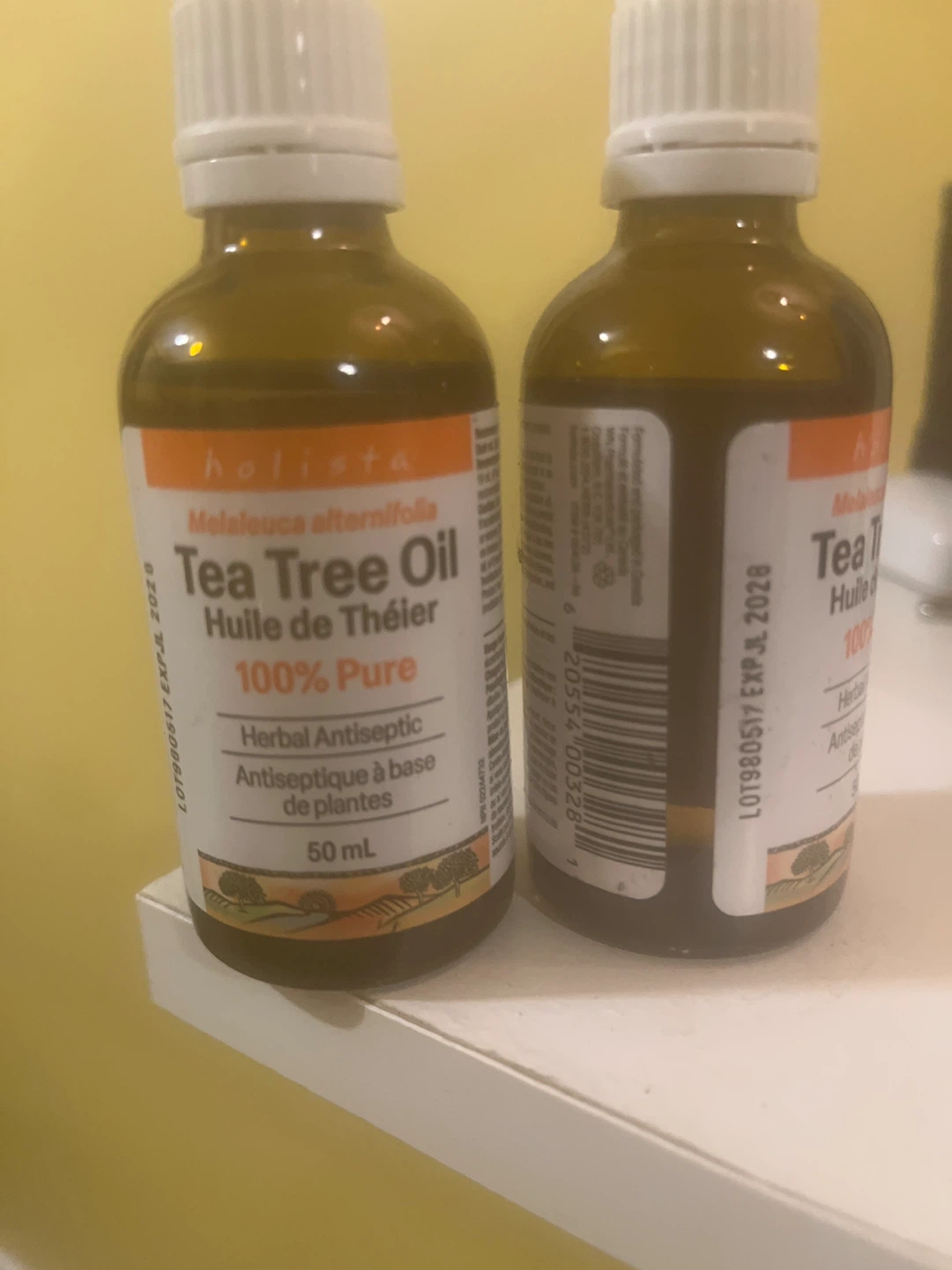 1 Bottles Holista 100% Pure Tea Tree Oil