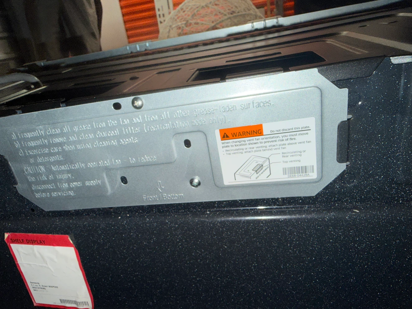 Samsung 2.1 cu. ft. Smart Bespoke Microwave - photo 3