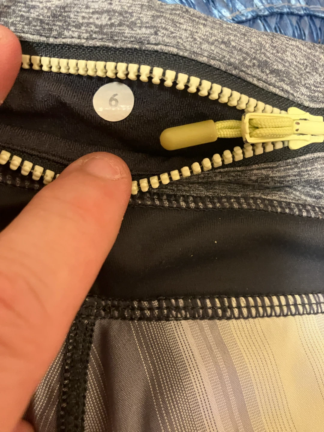 Lululemon Athletic Shorts Size 6 - photo 5