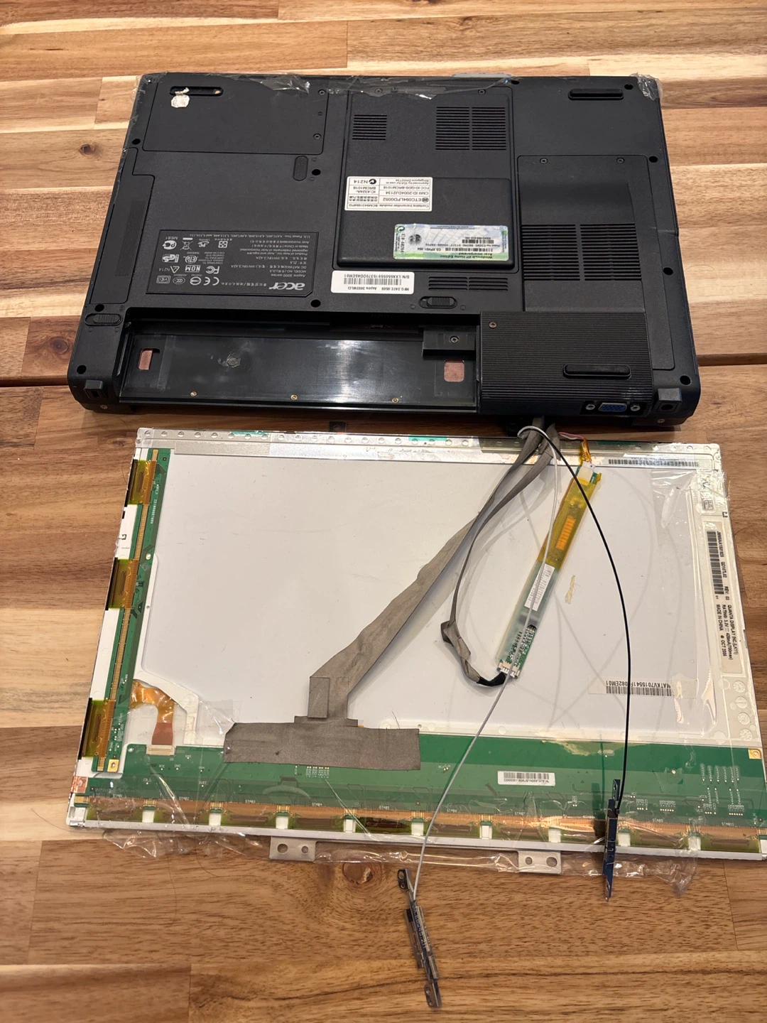For parts Acer Aspire 3003WLCi laptop - photo 2