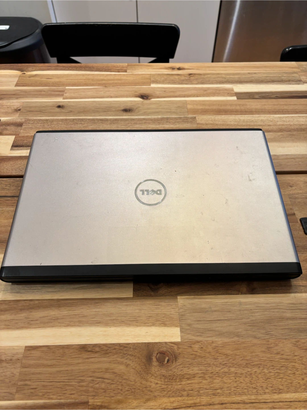 Dell Vostro 3500 Laptop - FOR PARTS ONLY / Black Screen