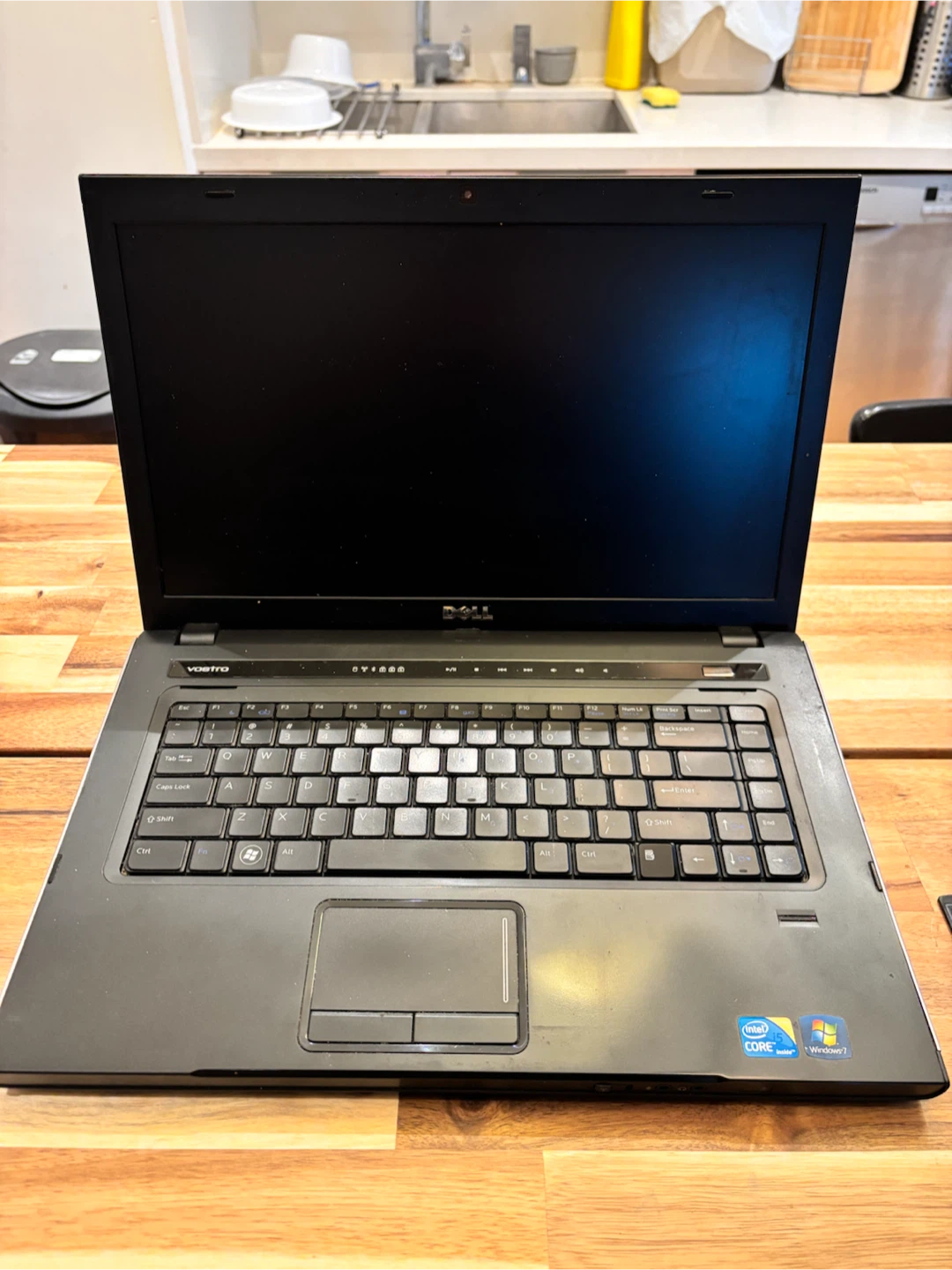 Dell Vostro 3500 Laptop - FOR PARTS ONLY / Black Screen - photo 2