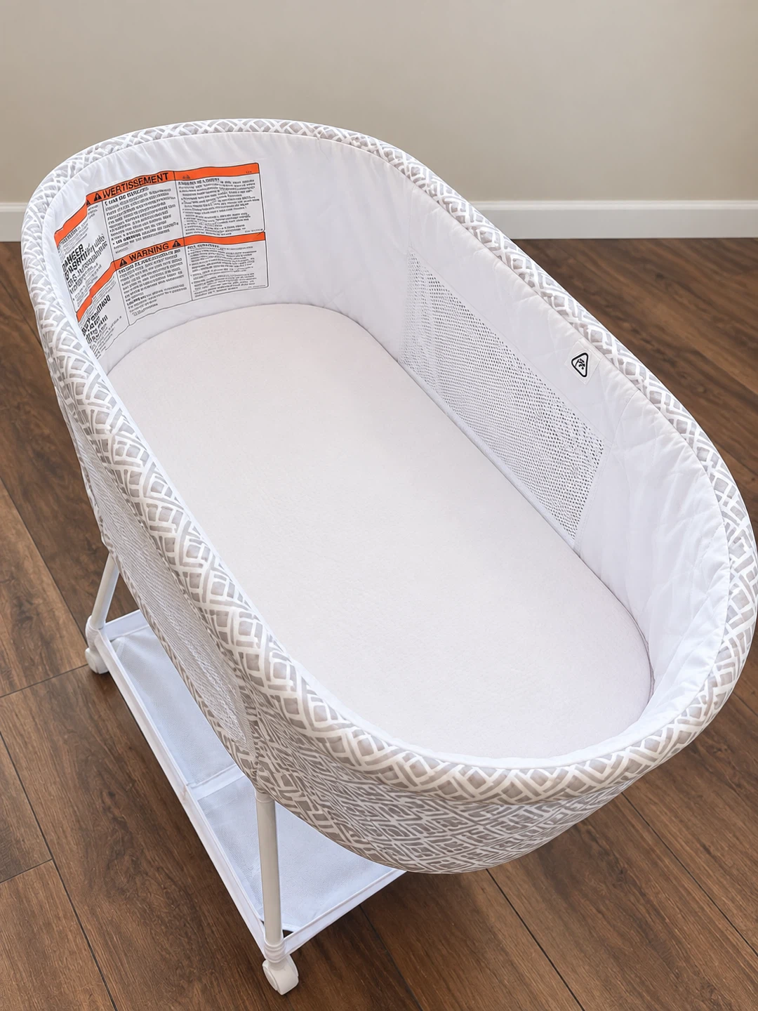 Bassinet - photo 3