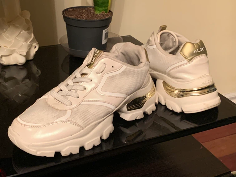 ALDO size 7  White and Silver Sneakers - photo 4