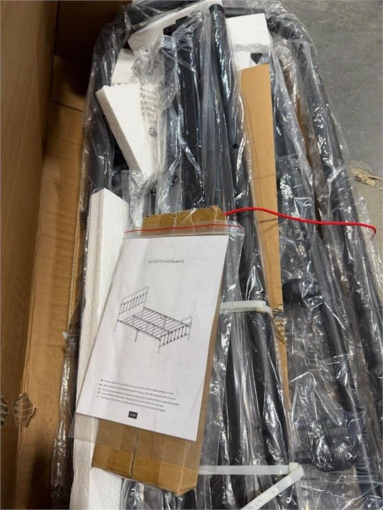 Metal Queen Size Bed Frame capacity 800 lb - photo 4