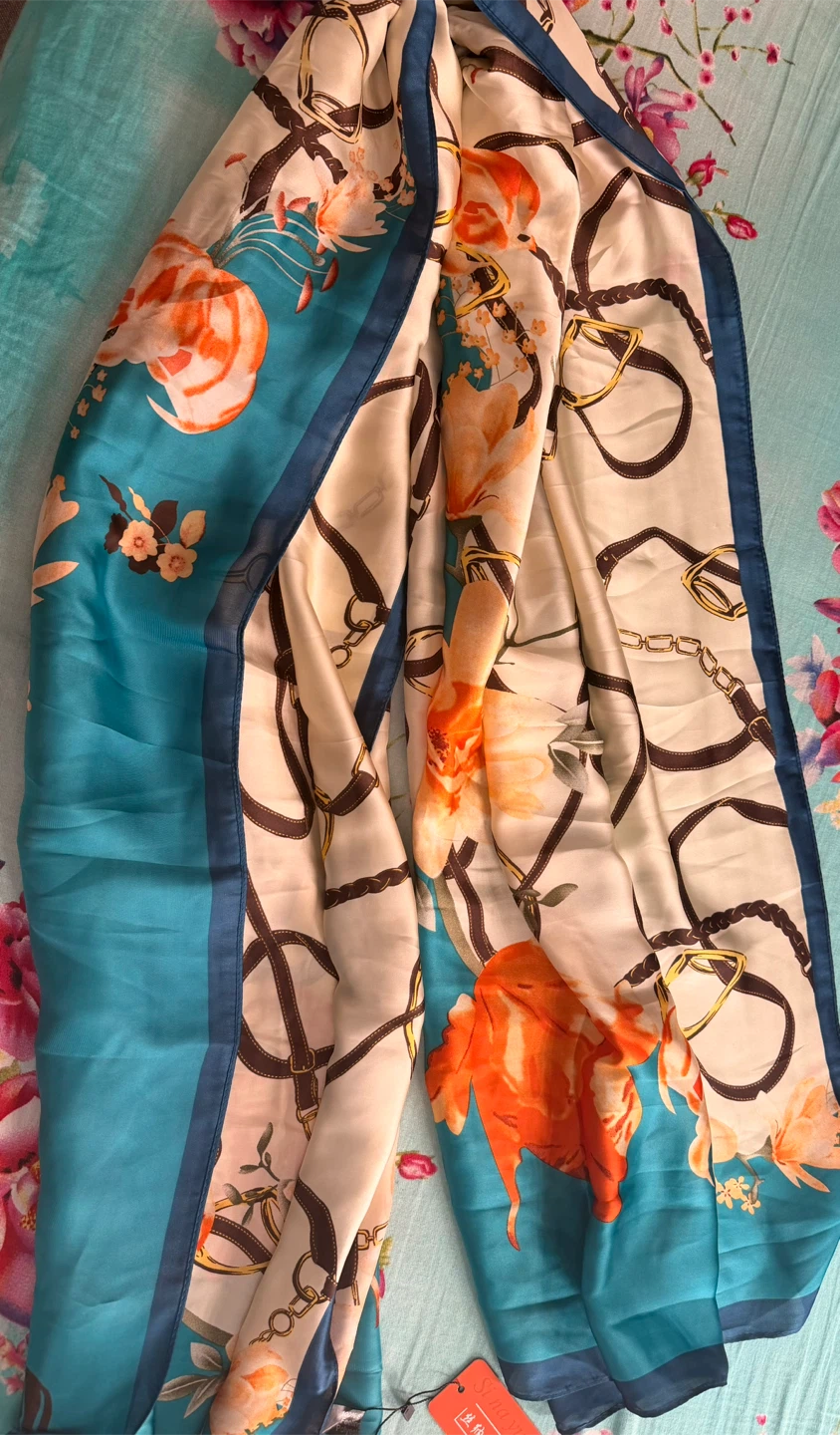 Two Stylish Patterned Scarves - photo 4