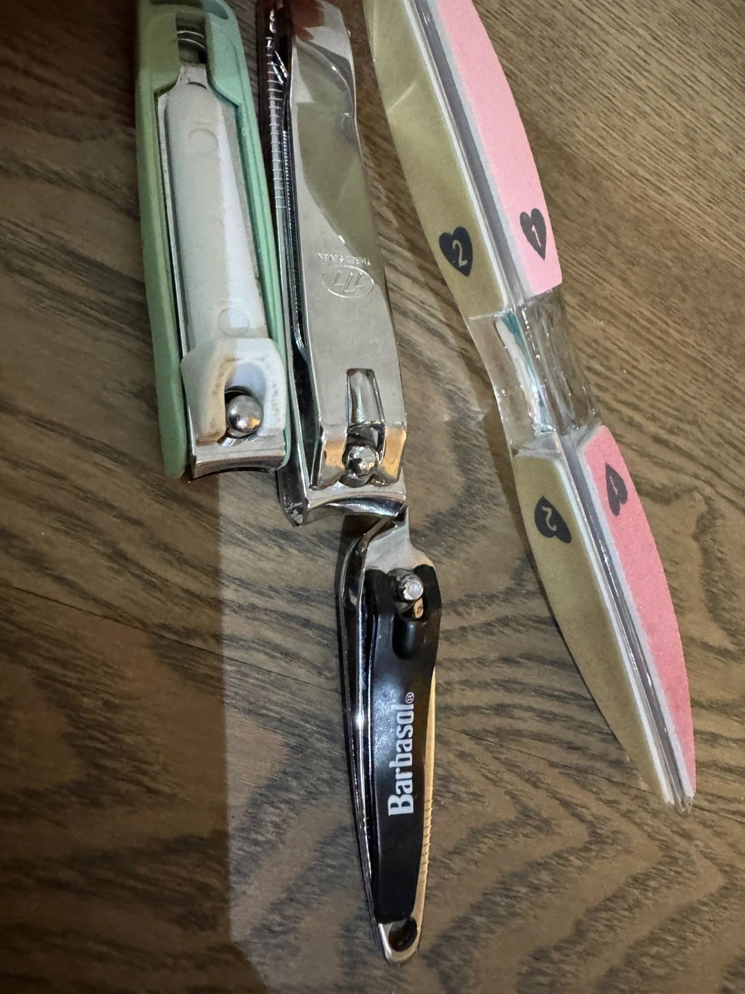 Nail Care bundle: 3 Clippers and 1 Buffer