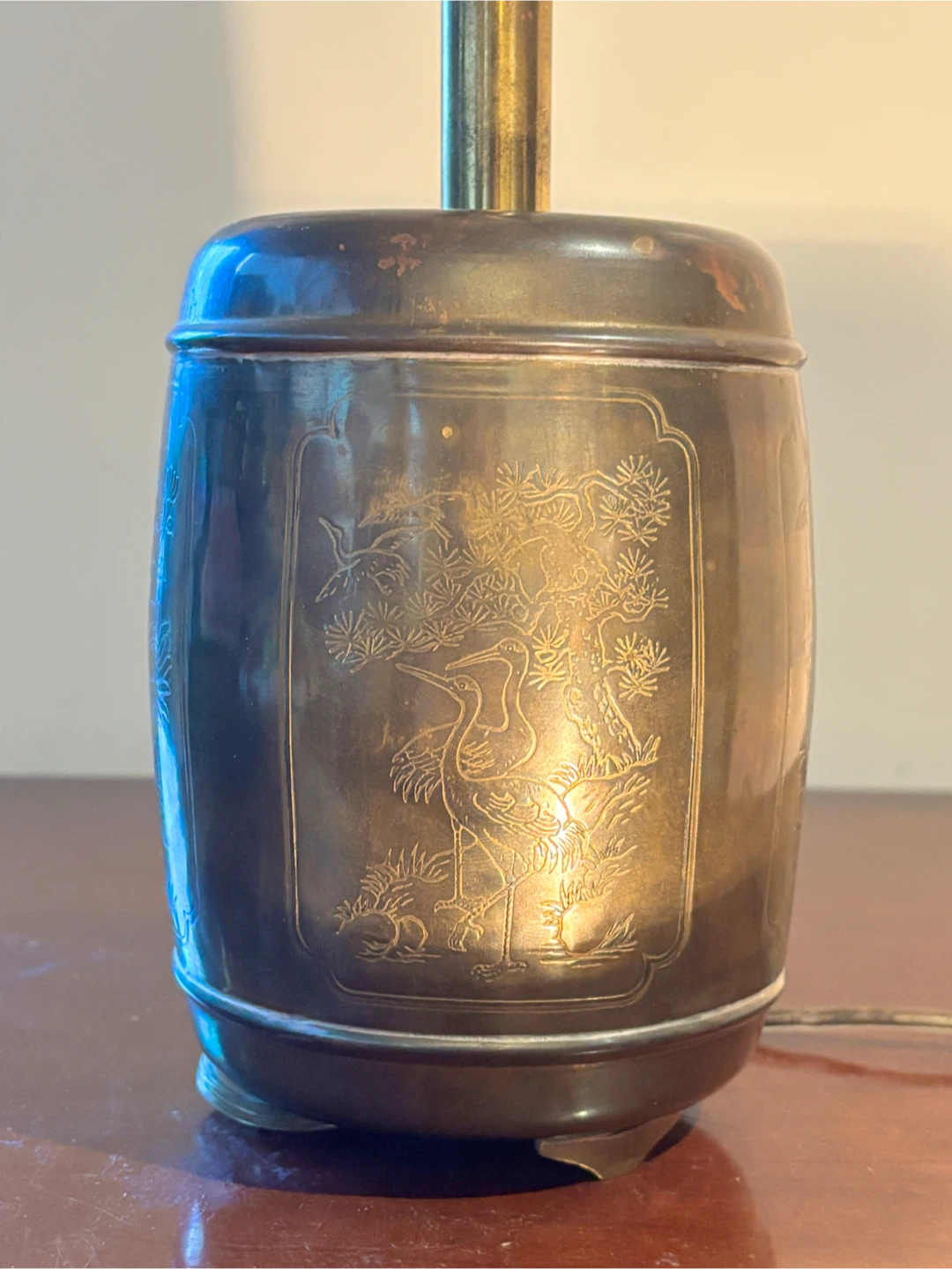 Brass Ginger Jar Table Lamp with Crane & Pine Etching - photo 2