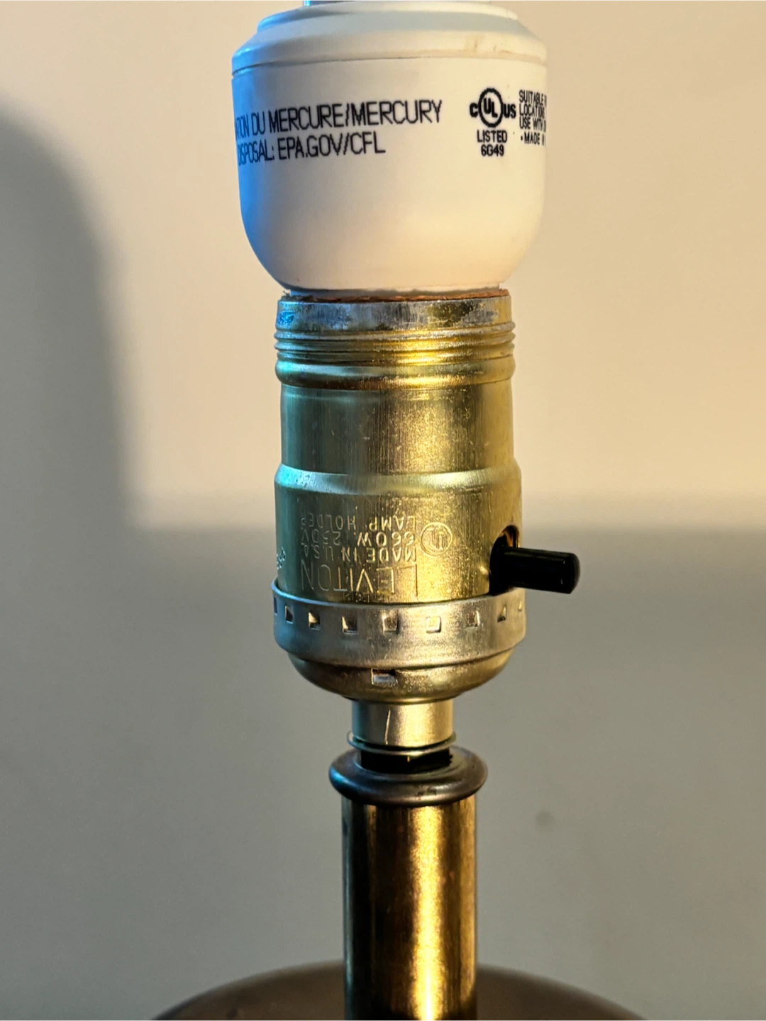 Brass Ginger Jar Table Lamp with Crane & Pine Etching - photo 3