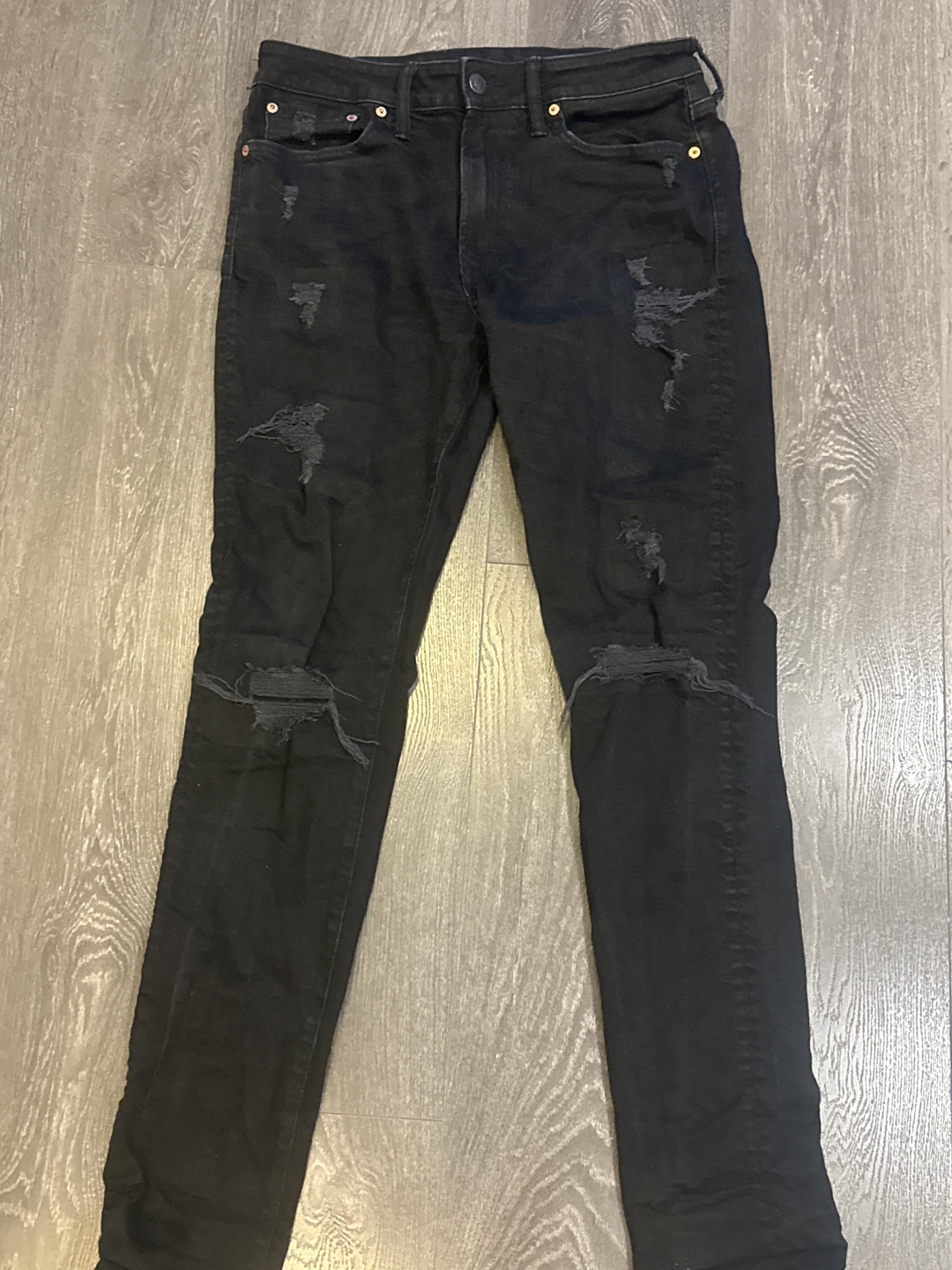 American Eagle Black Distressed Jeans
