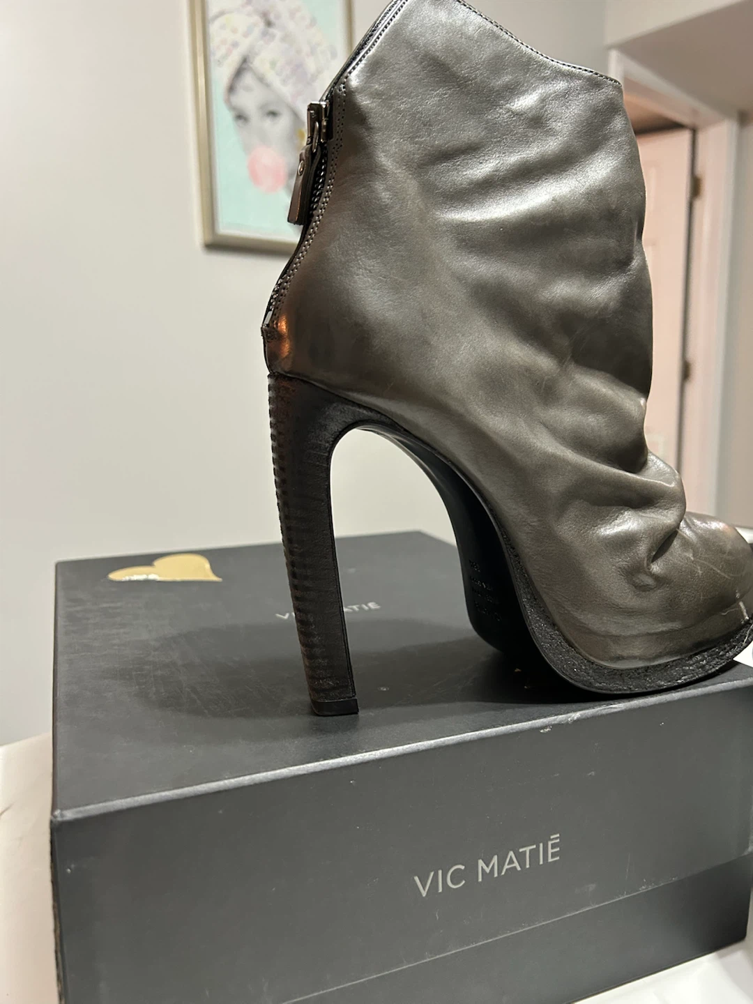 Vic Matié Leather Ankle Boots - photo 5