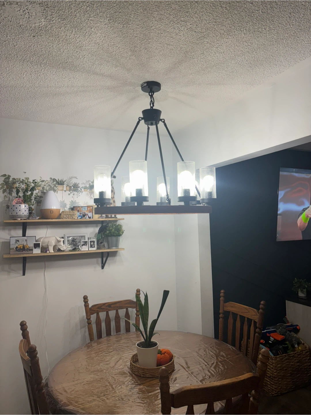 Rustic Wagon Wheel Chandelier - photo 2