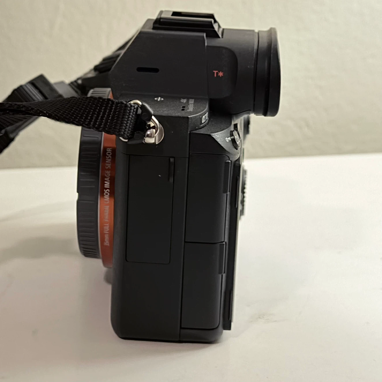 Sony Alpha a7 III Mirrorless Camera - photo 5