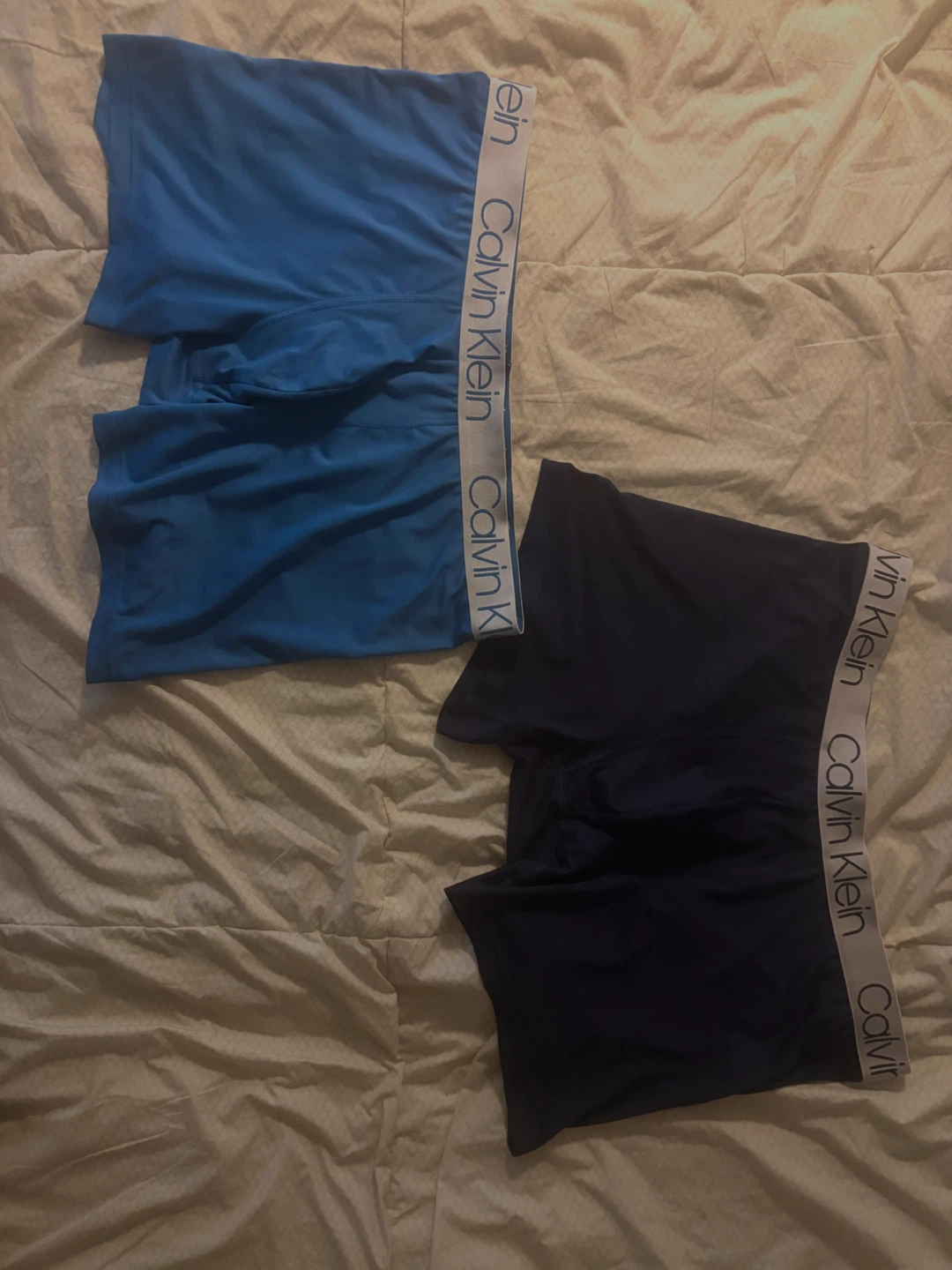 2 Pairs Calvin Klein Boxer Briefs