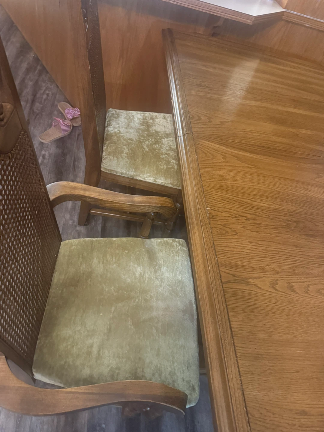 Solid Wood Dining Table and 7 Chairs - photo 5