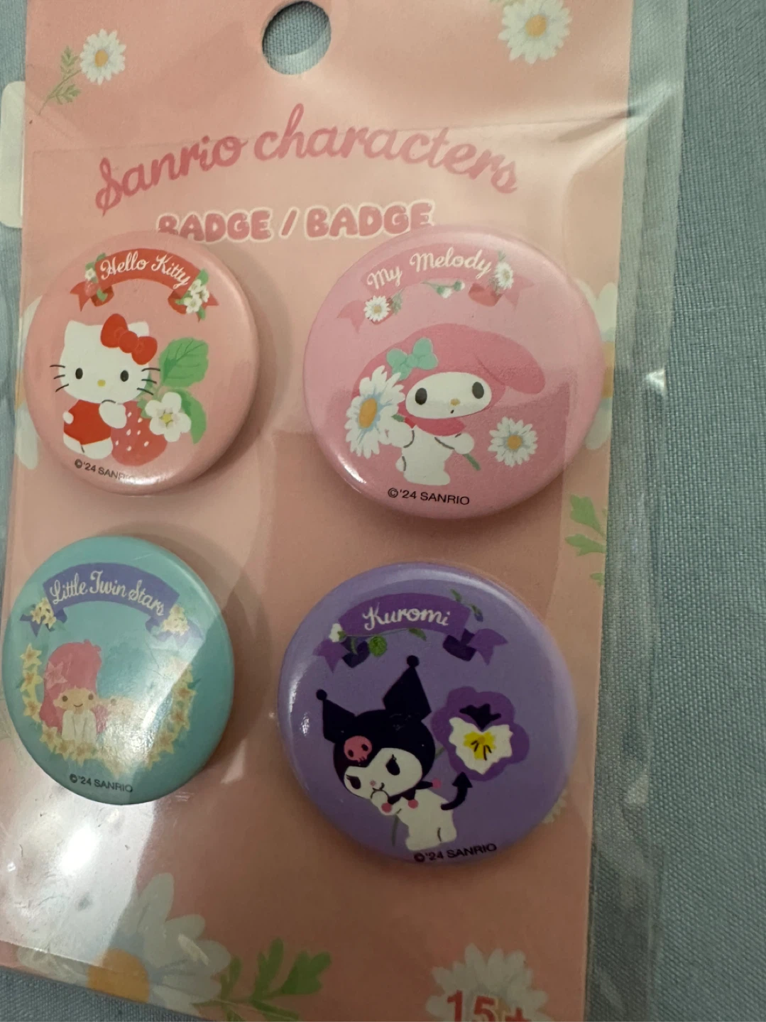 Sanrio Characters Pin Badge Set - photo 4