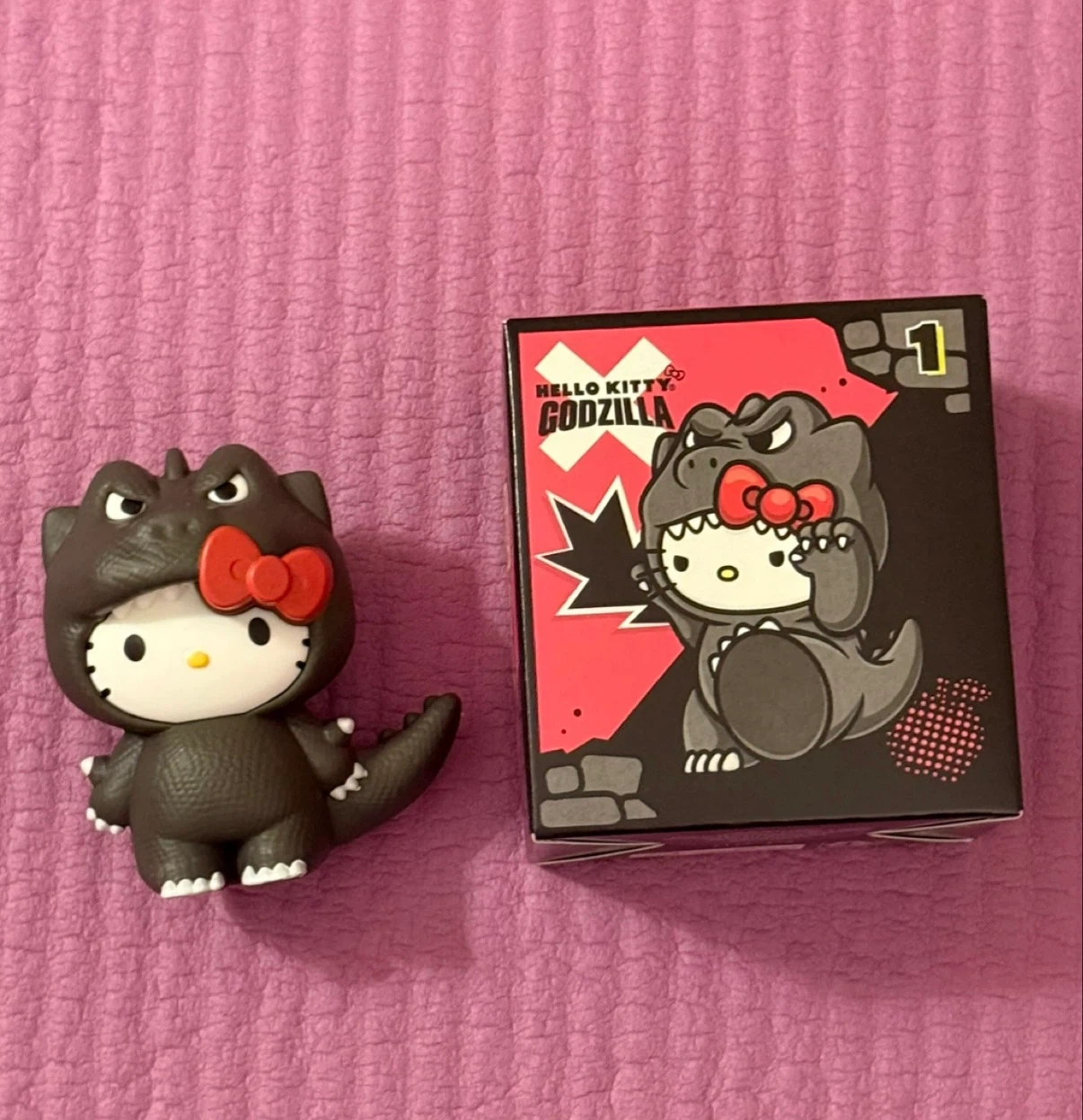 NEW✨Hello Kitty x Godzilla McDonald's Figure - photo 3