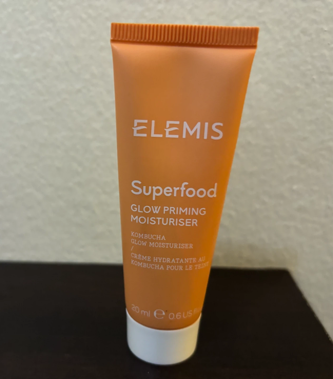 NEW-Elemis Superfood Glow Priming Moisturiser 20ml