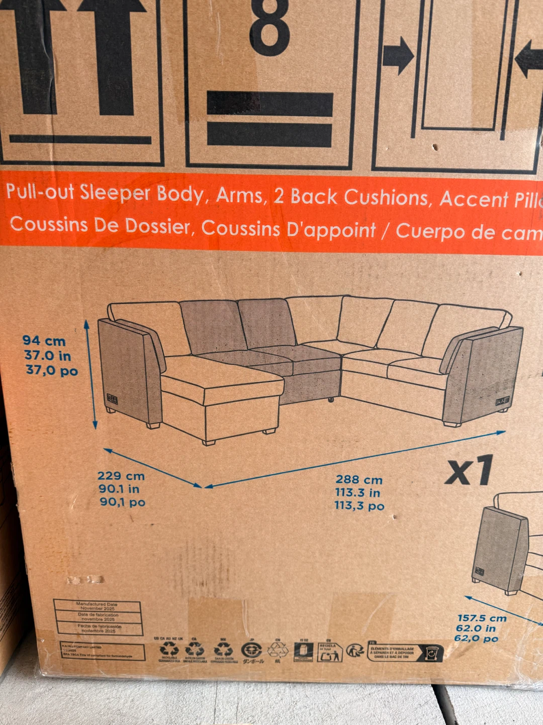 Sectional sofa bed - pet & smoke free home - photo 4