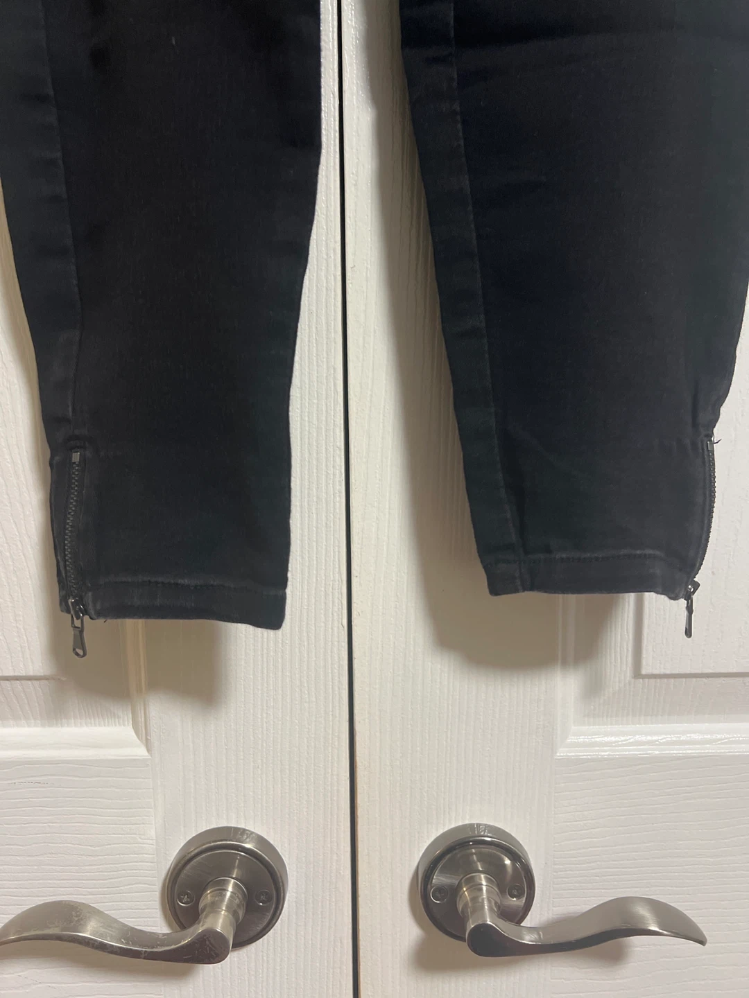 Liquid X Black Moto Jeans Size 9/10 - photo 3